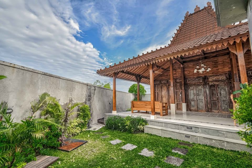 Villa image 1