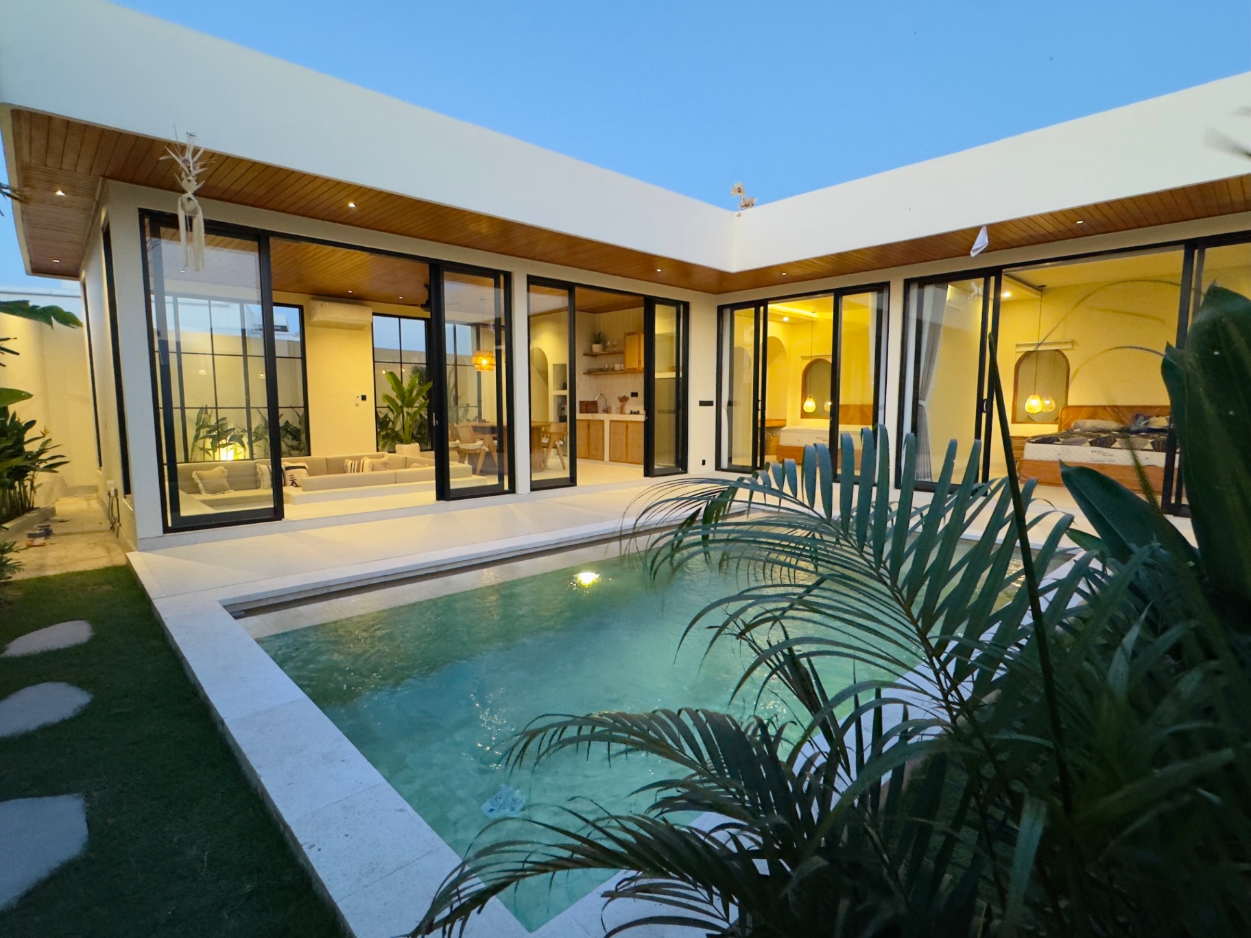 Villa image 1