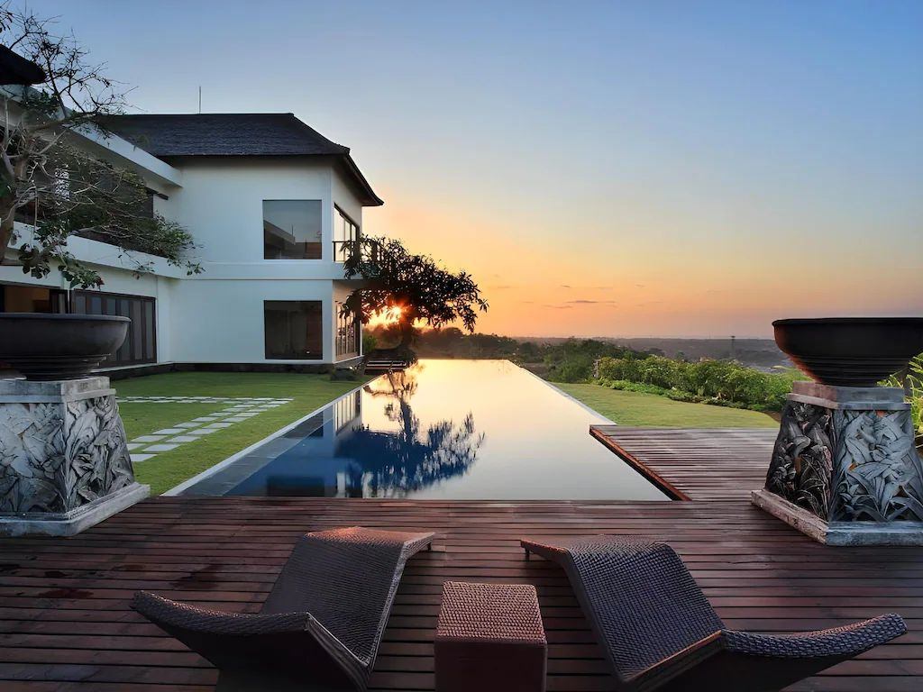 Villa image 3