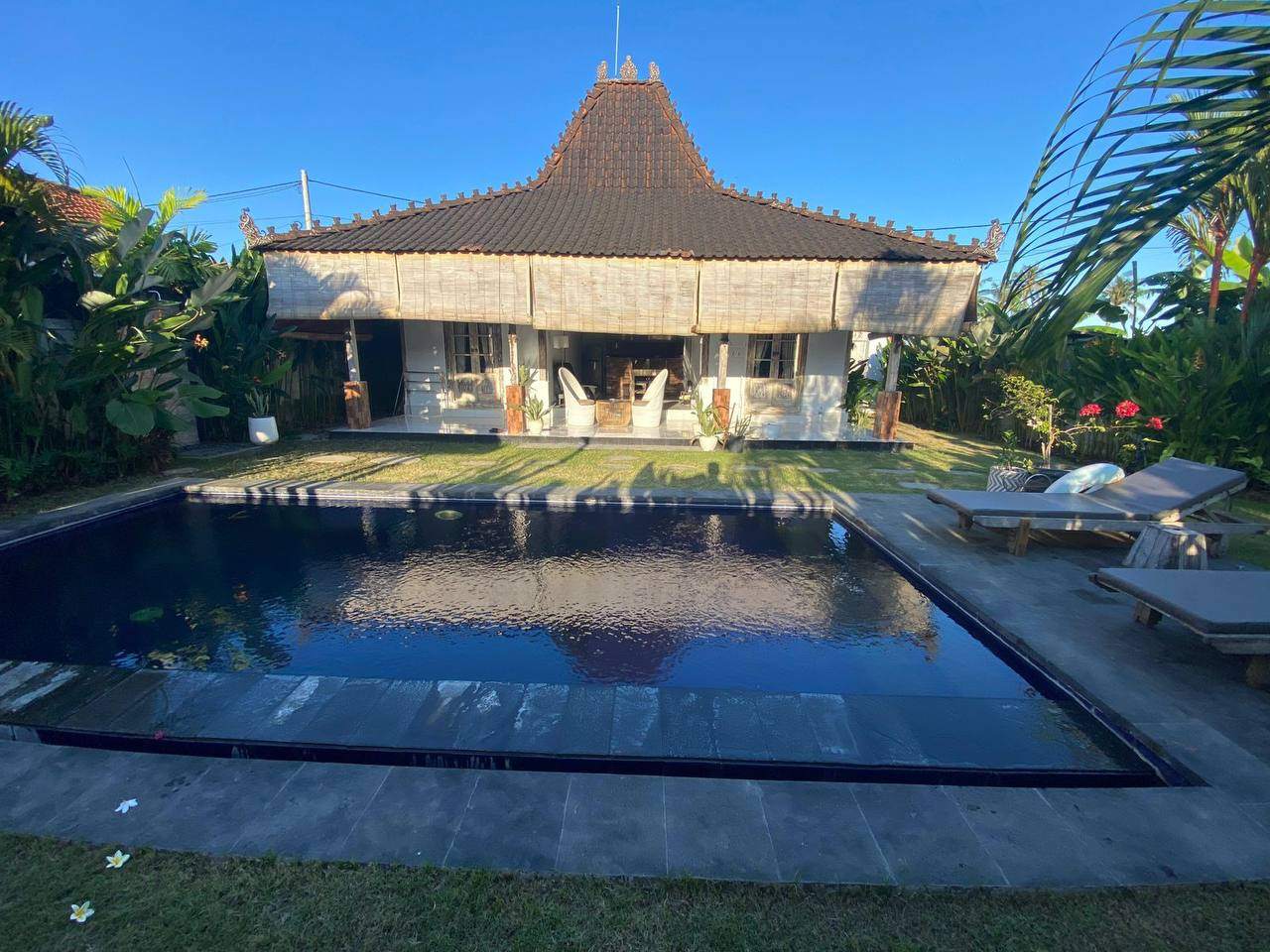 Villa image 3