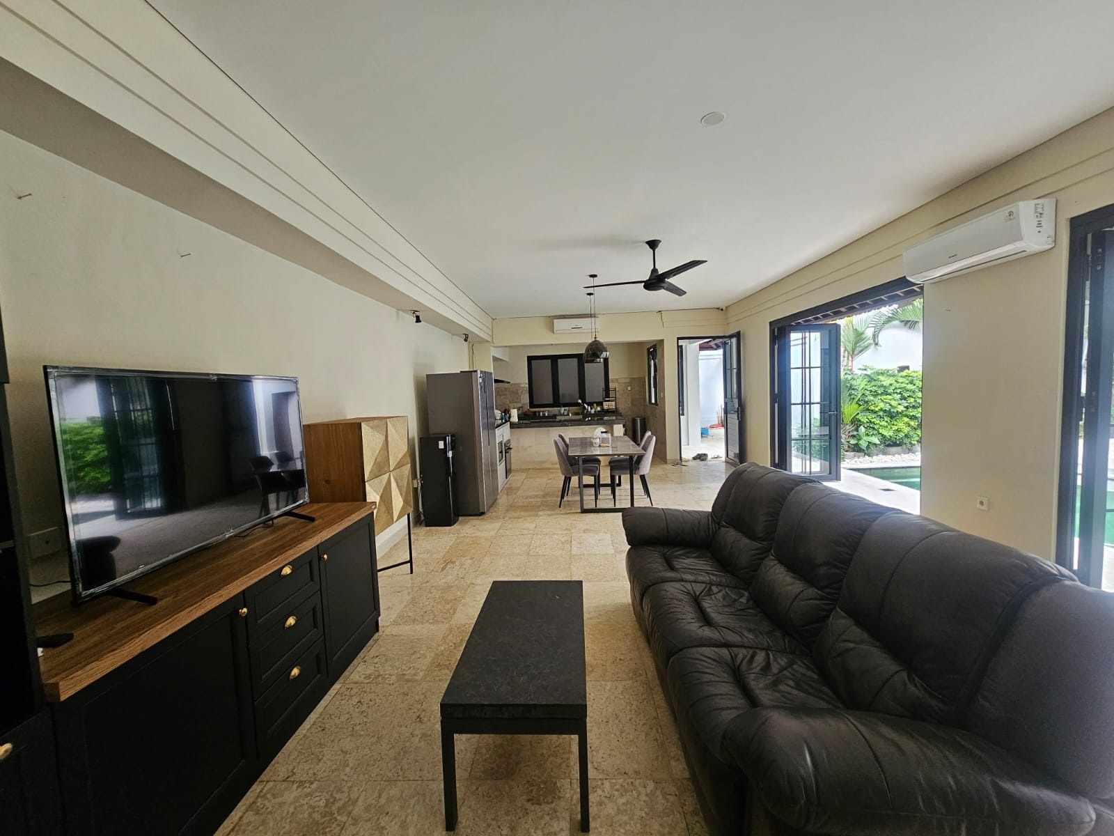 Villa image 5