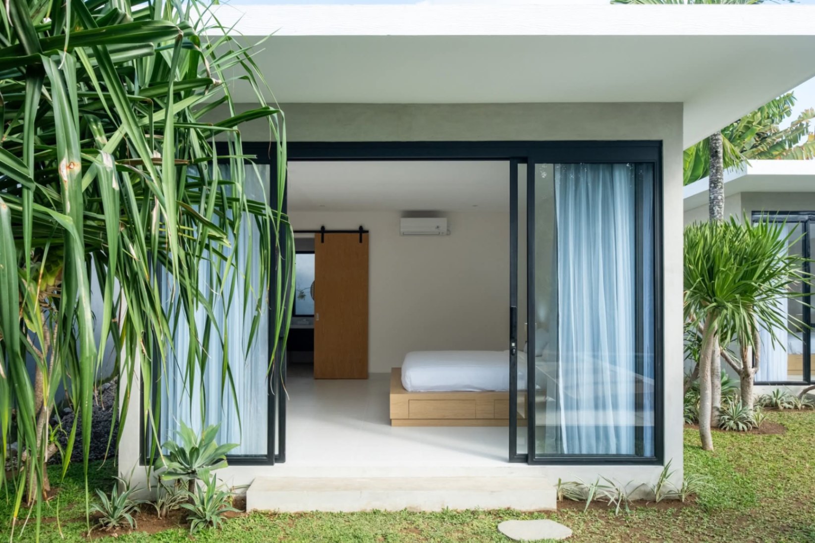 Villa image 3