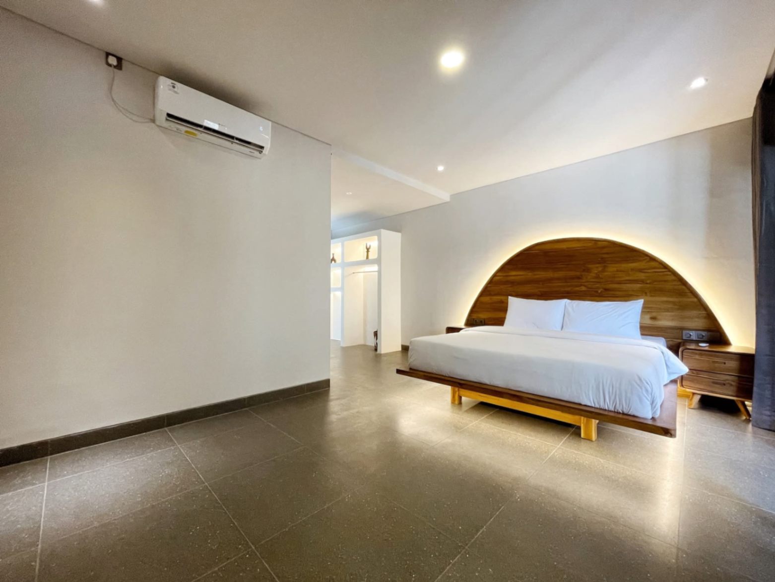 Villa image 5
