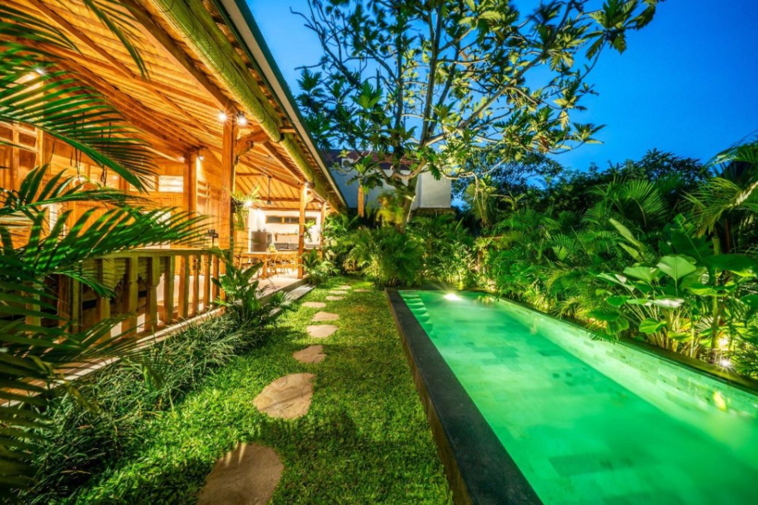 3 Bedrooms | Garden | Pool