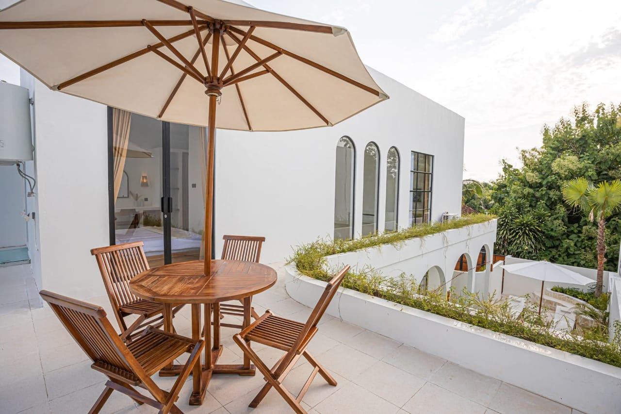 Villa image 1