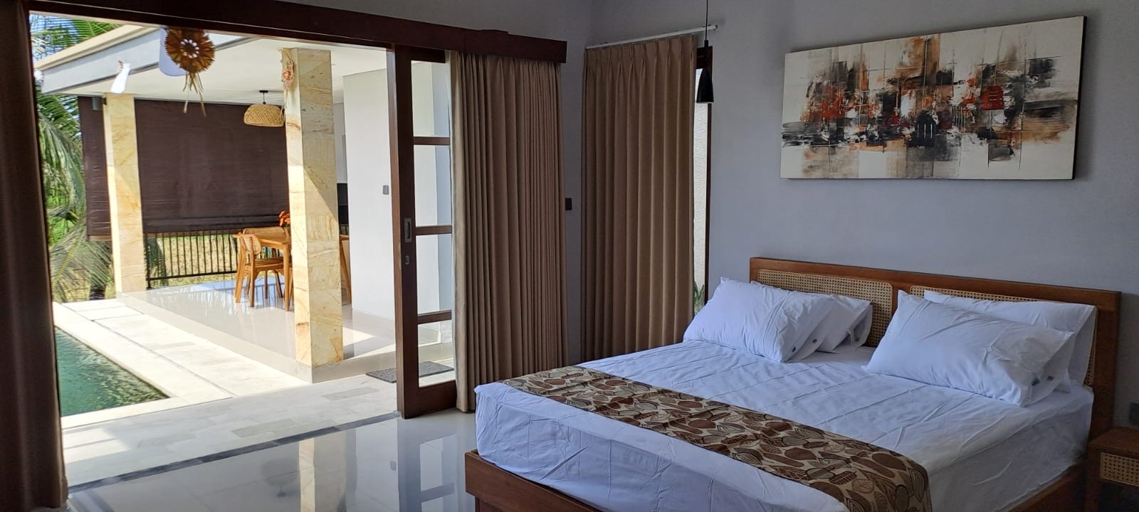 Villa image 2