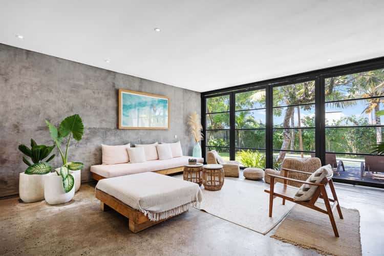 Villa image 3