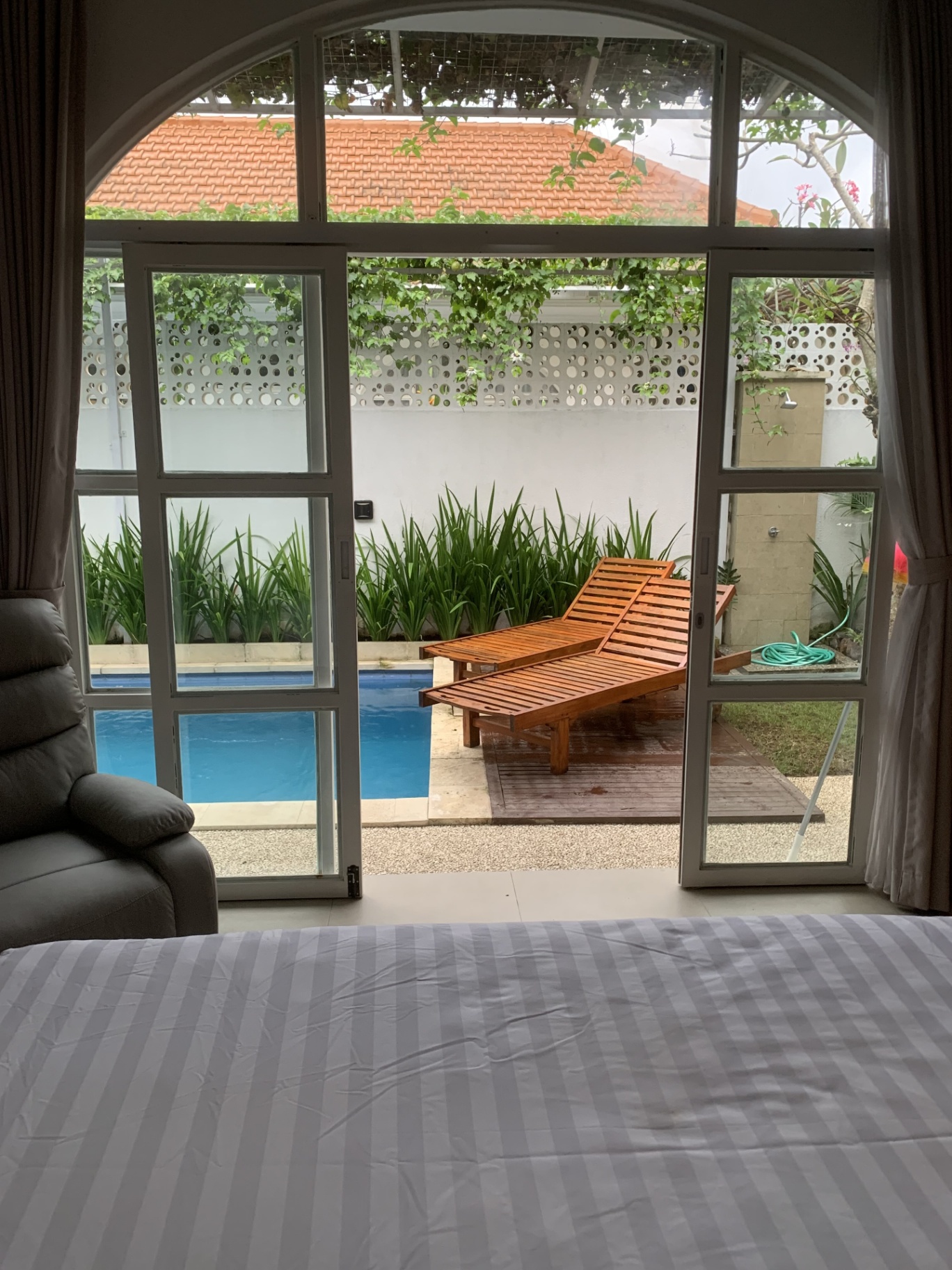 Villa image 2