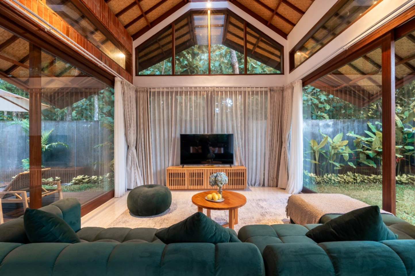 Villa image 4
