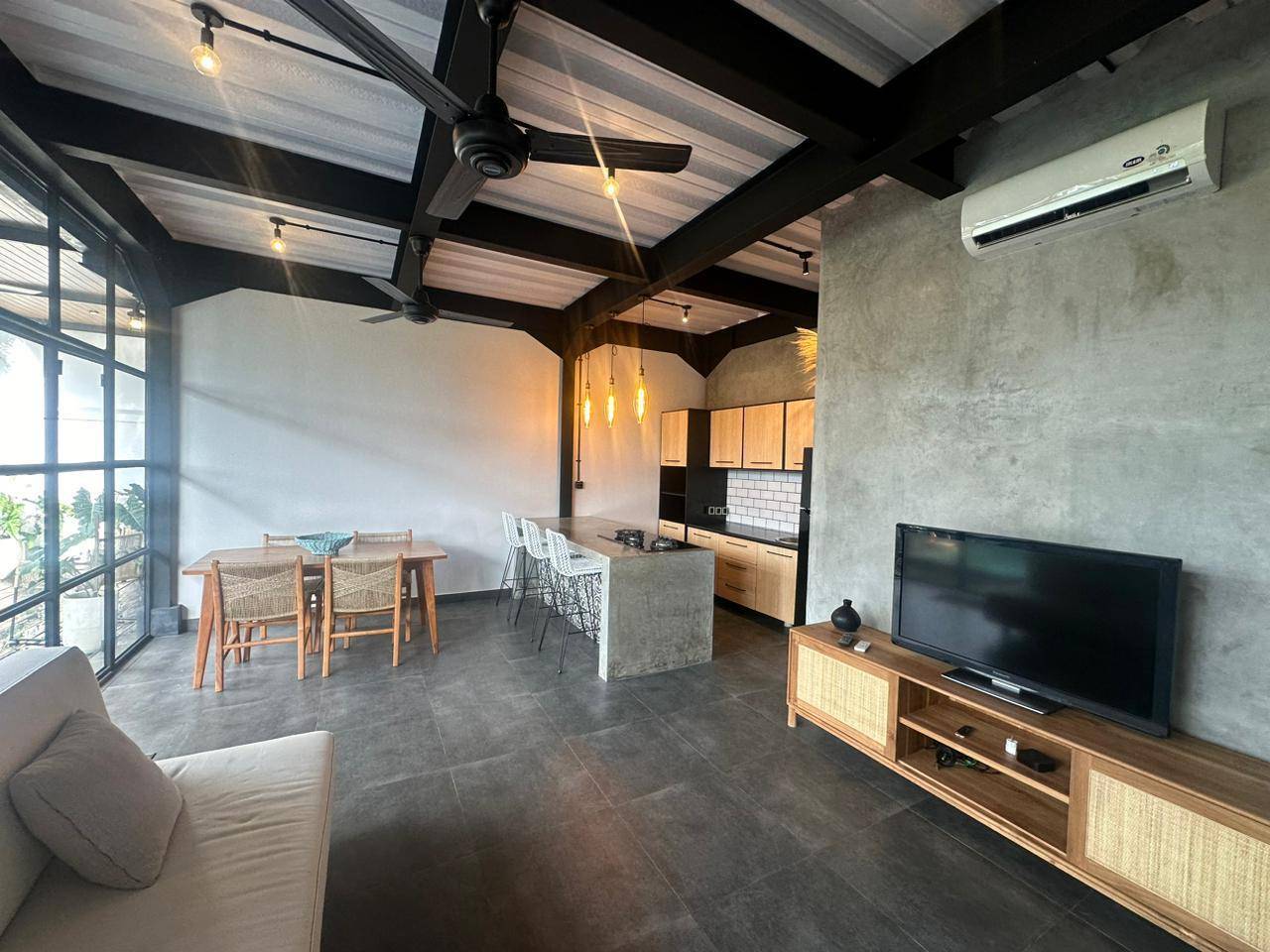 Villa image 2