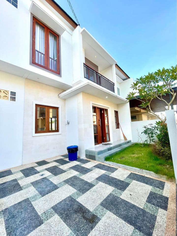 Villa image 1