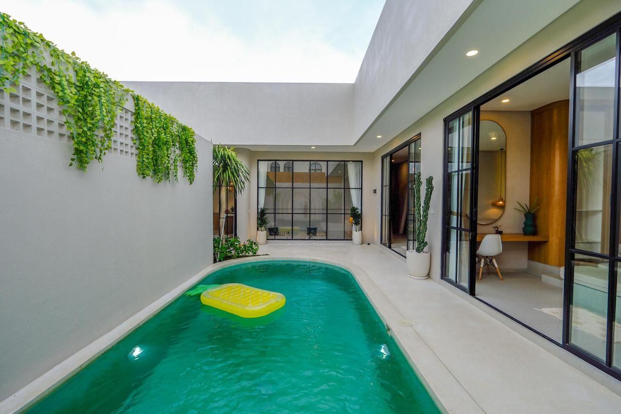 Villa image 1