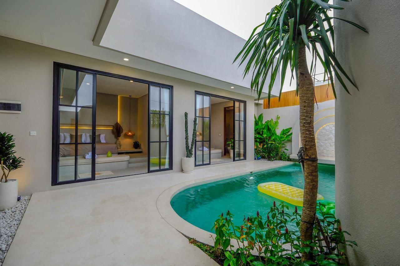 Villa image 2
