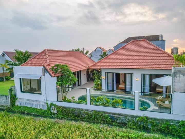 Villa image 1
