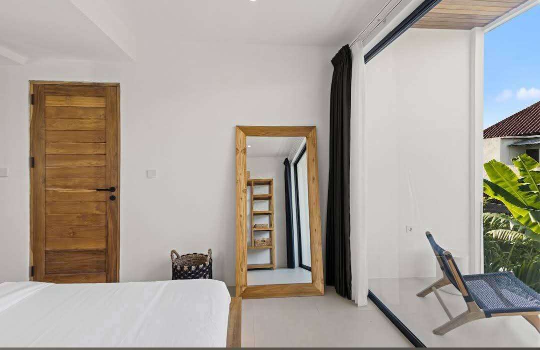 Villa image 2