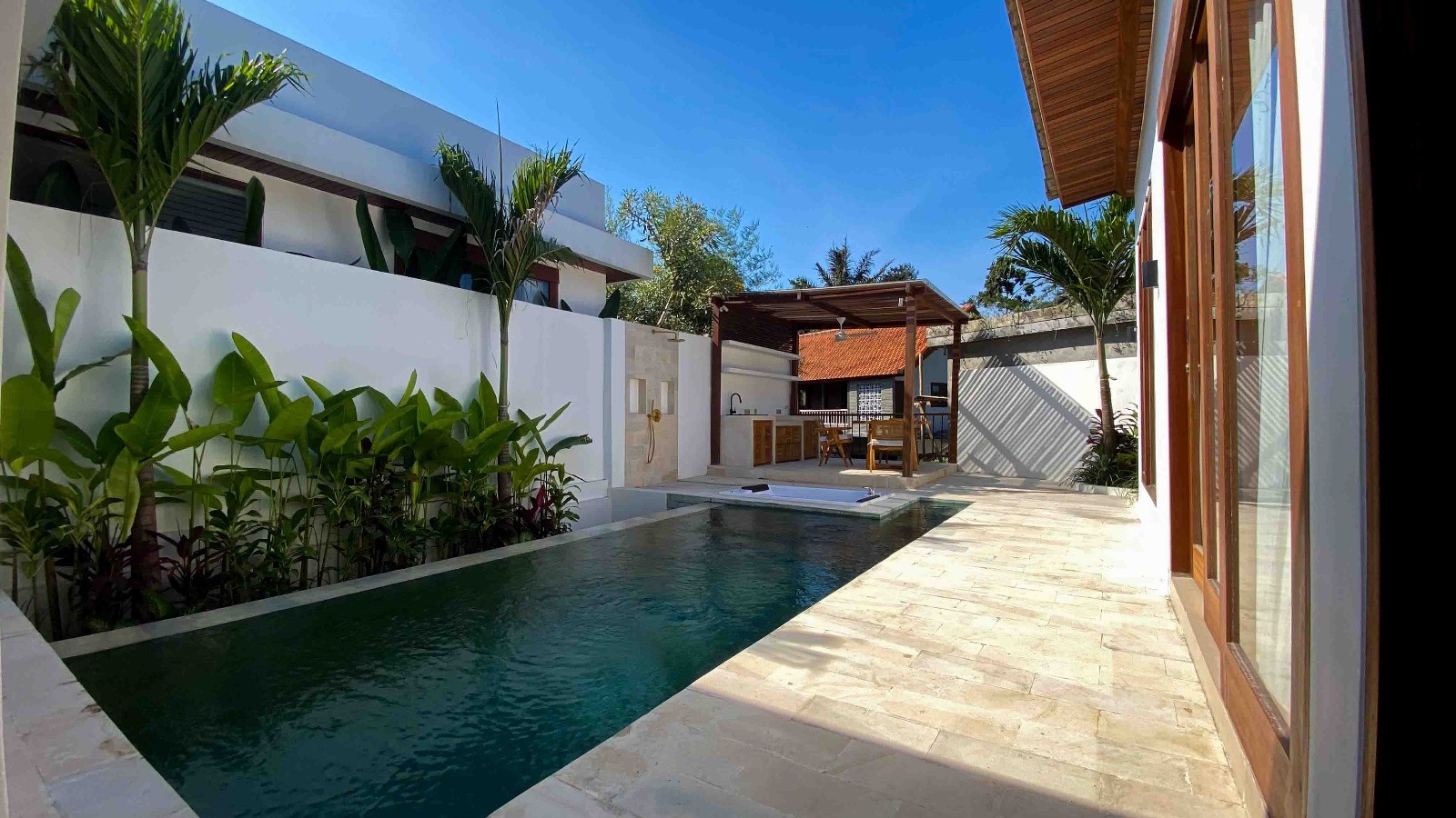 Villa image 2