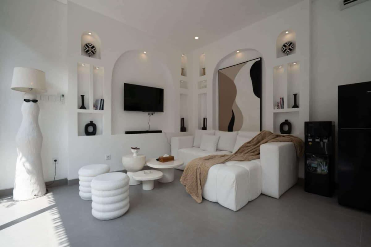 Villa image 2