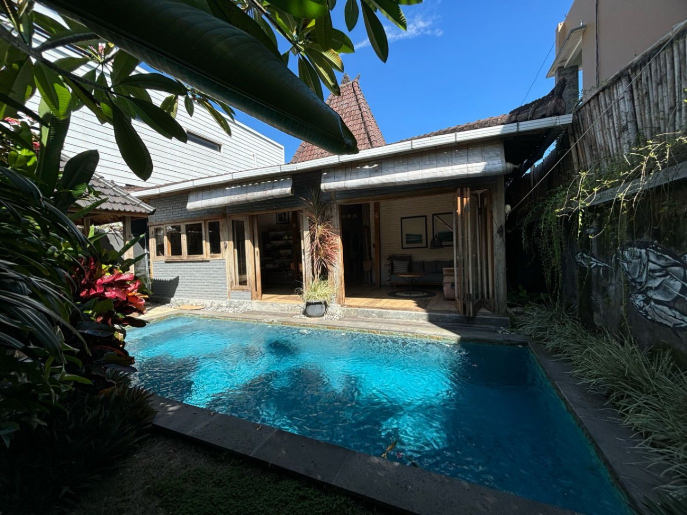 Villa image 1