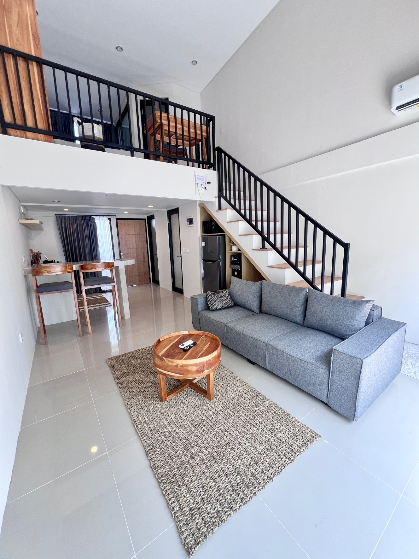 Villa image 1