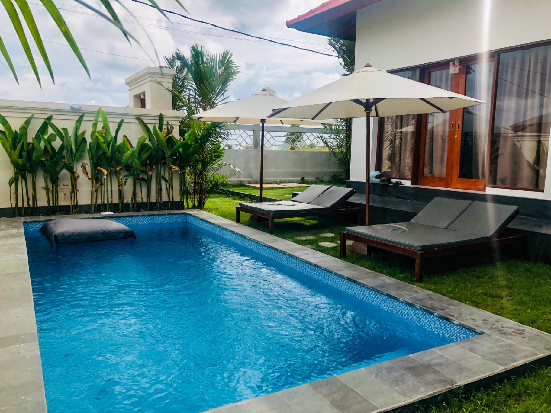Villa image 1