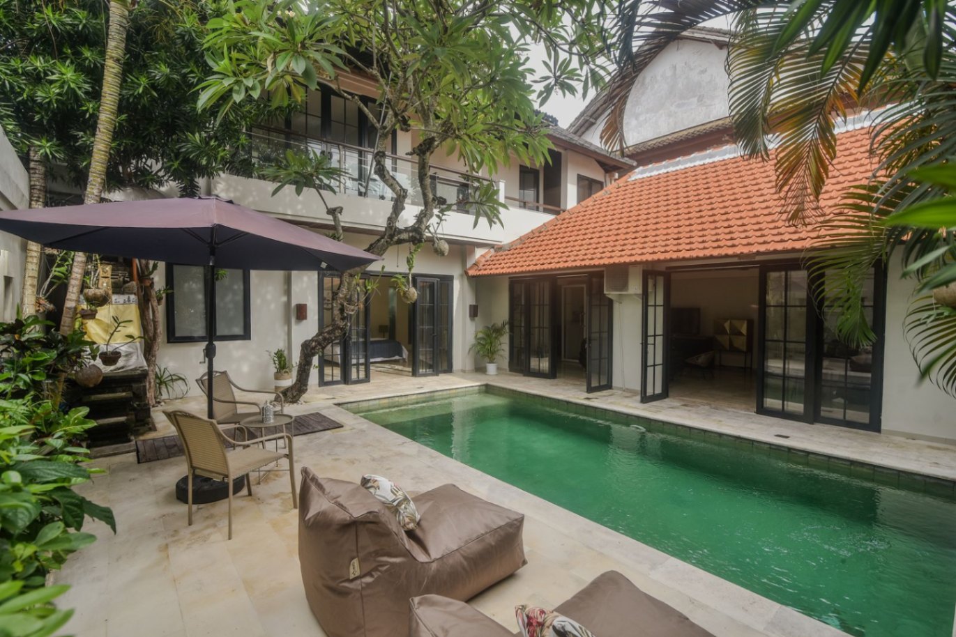 Villa image 2