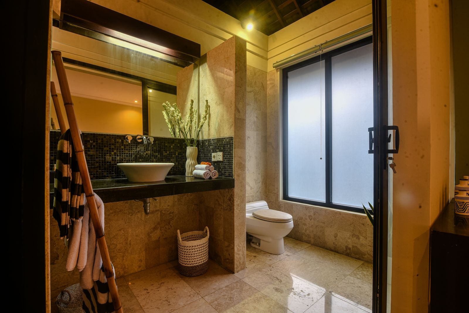 Villa image 5