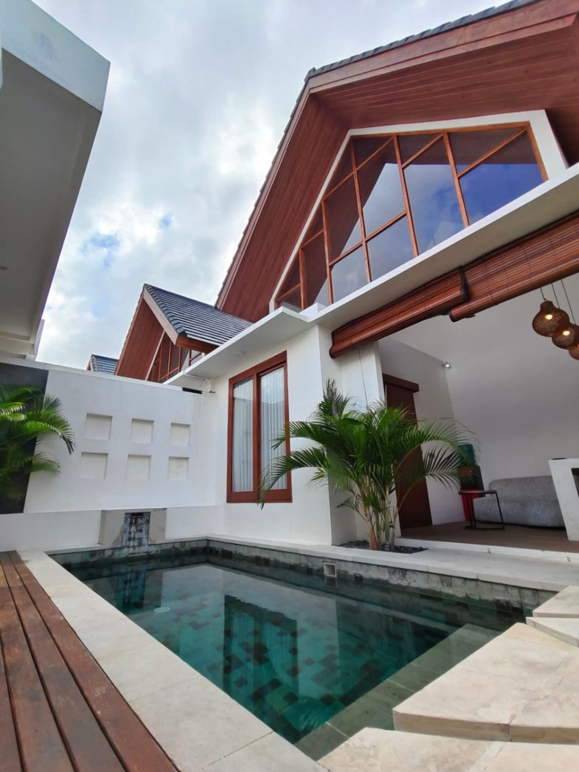 Villa image 1