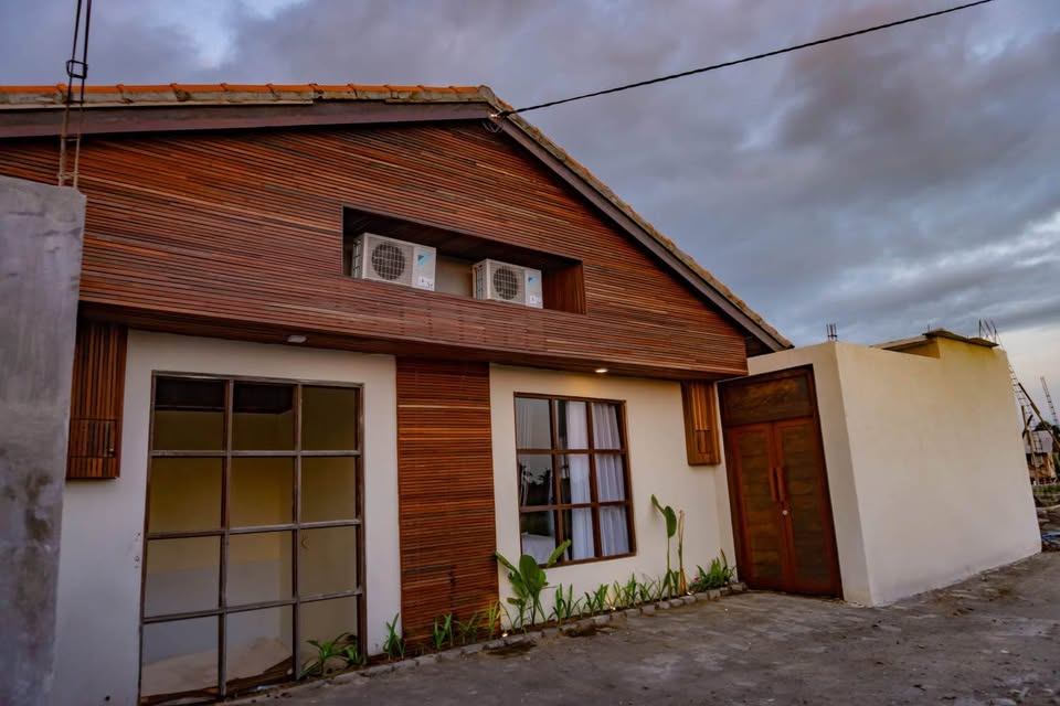 Villa image 1