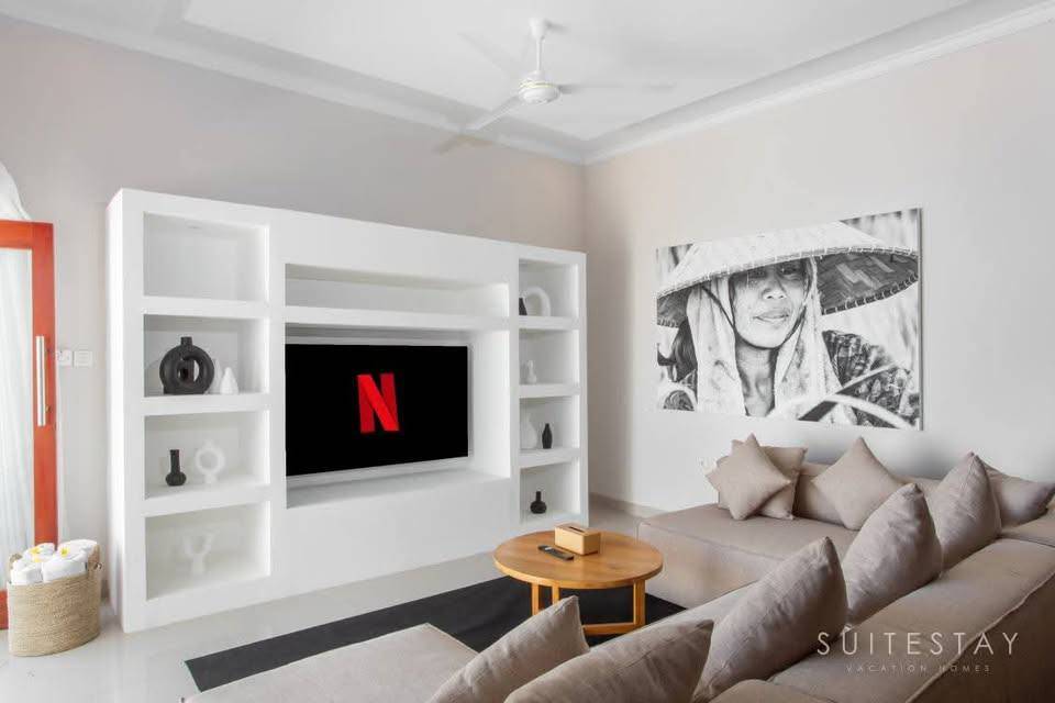 Villa image 2