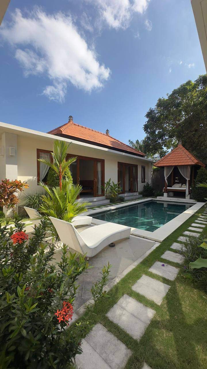Villa image 1