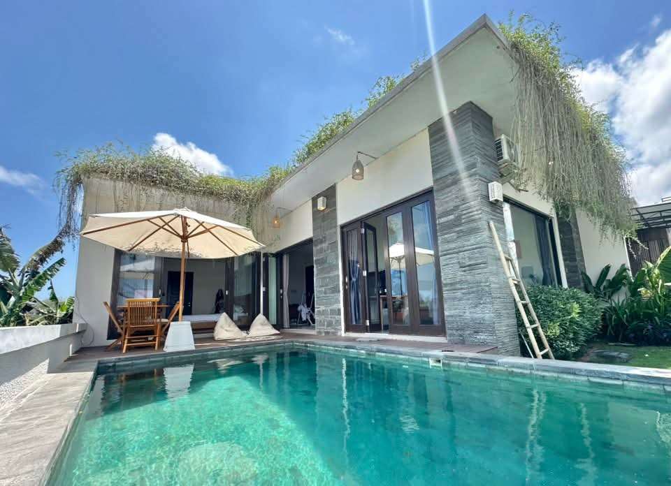 Villa image 2
