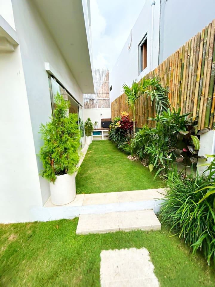 Villa image 1