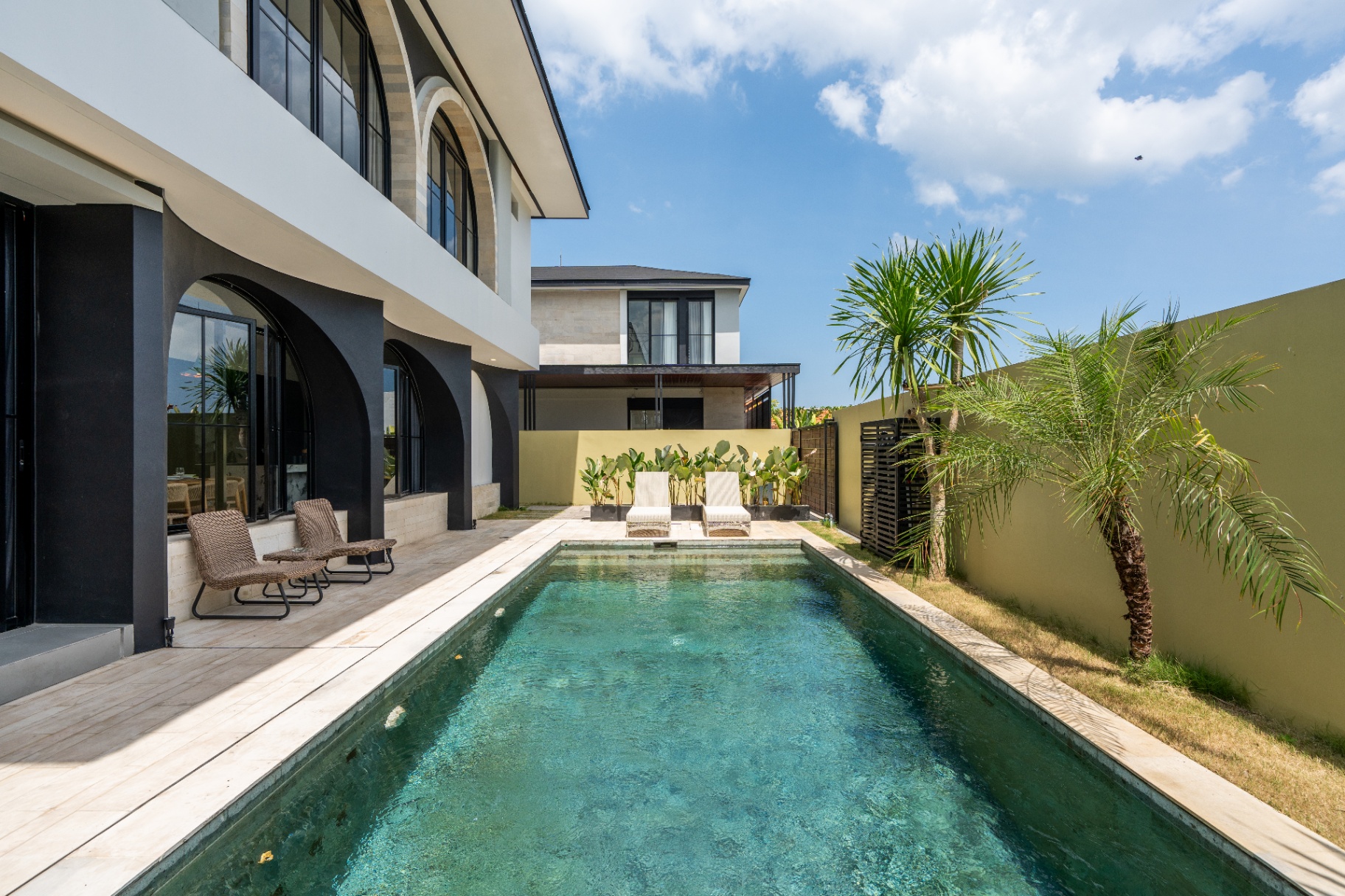 Villa image 1