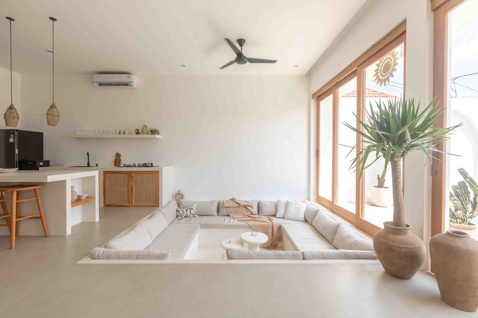 Villa image 1