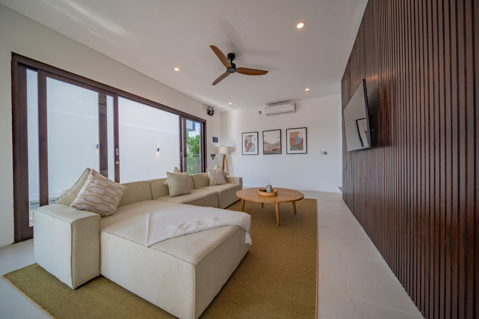 Villa image 3