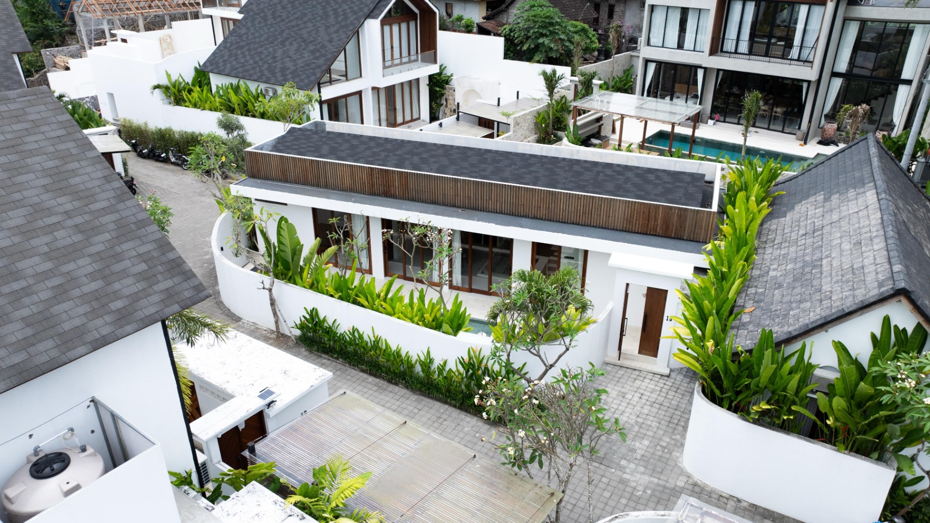 Villa image 1