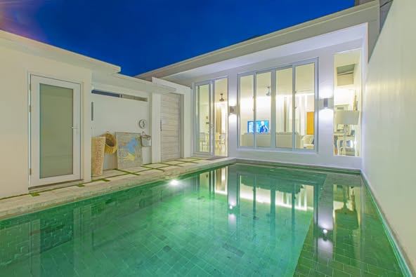 Villa image 1