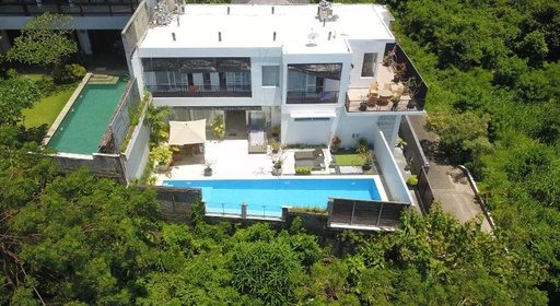 Villa image 1