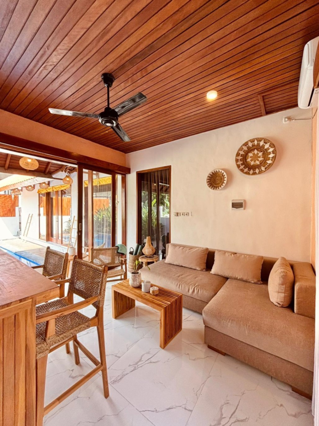 Villa image 1