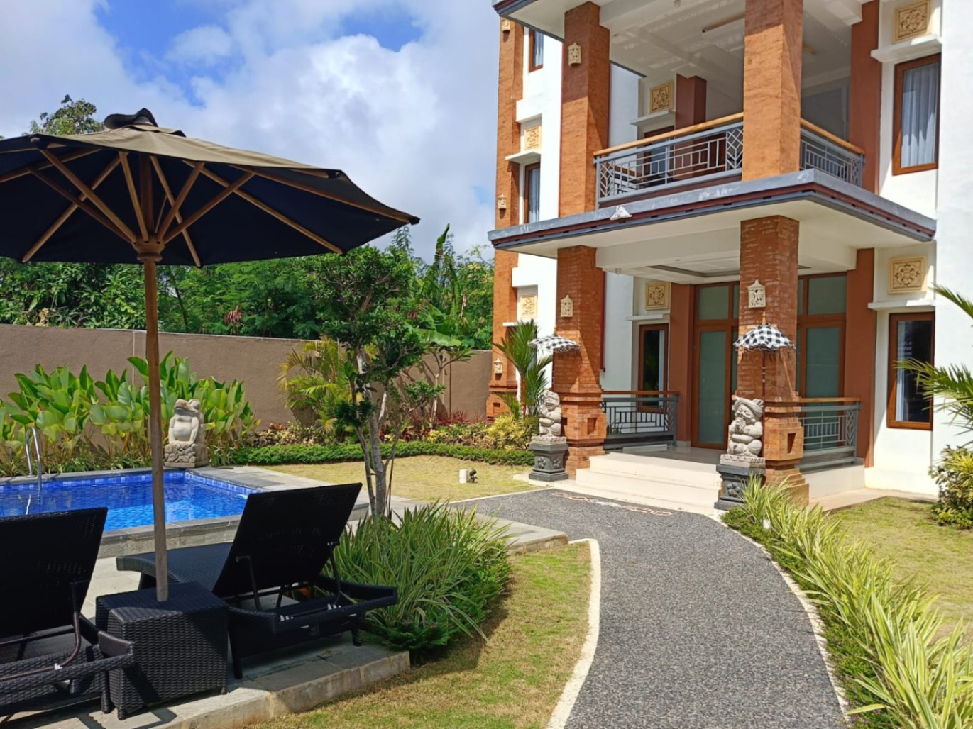 Villa image 2