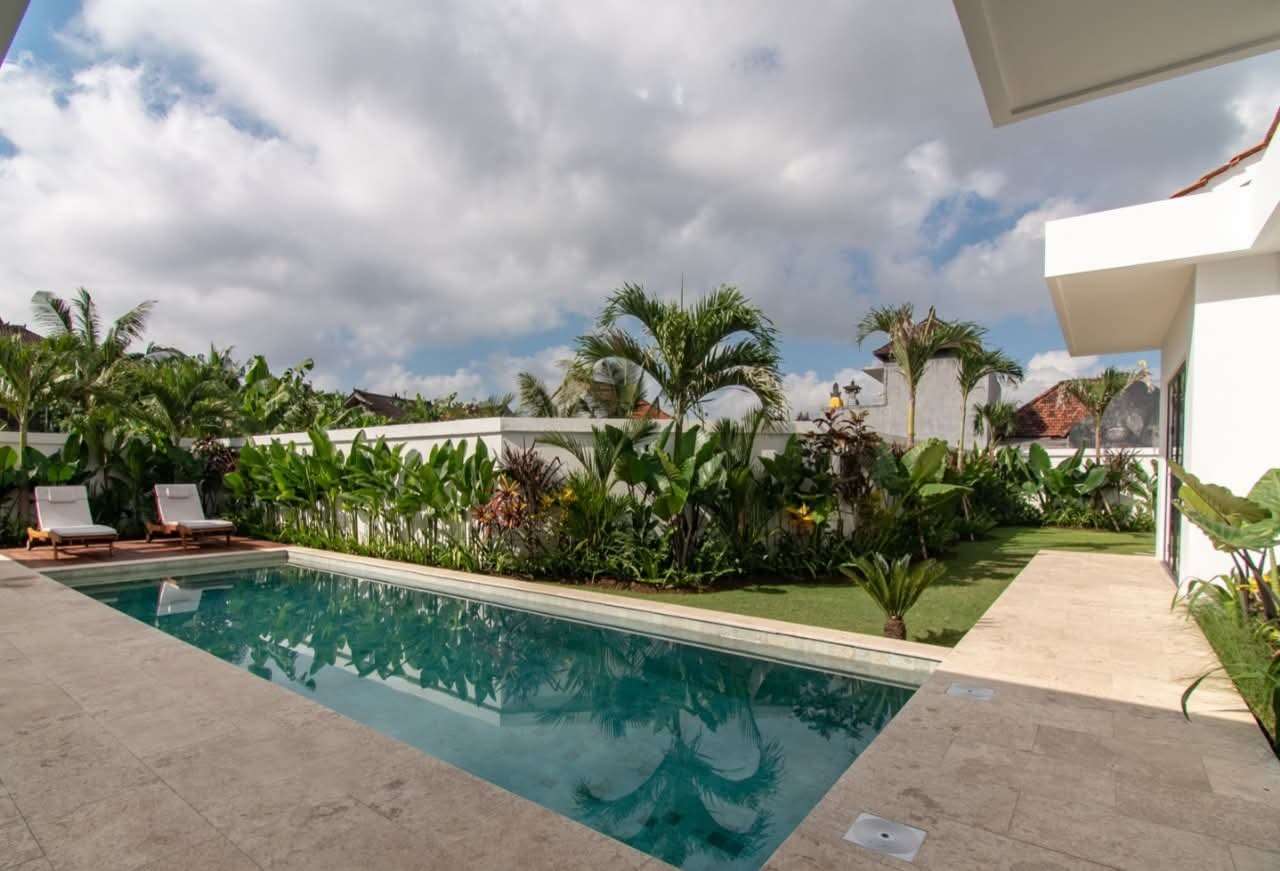 Villa image 1