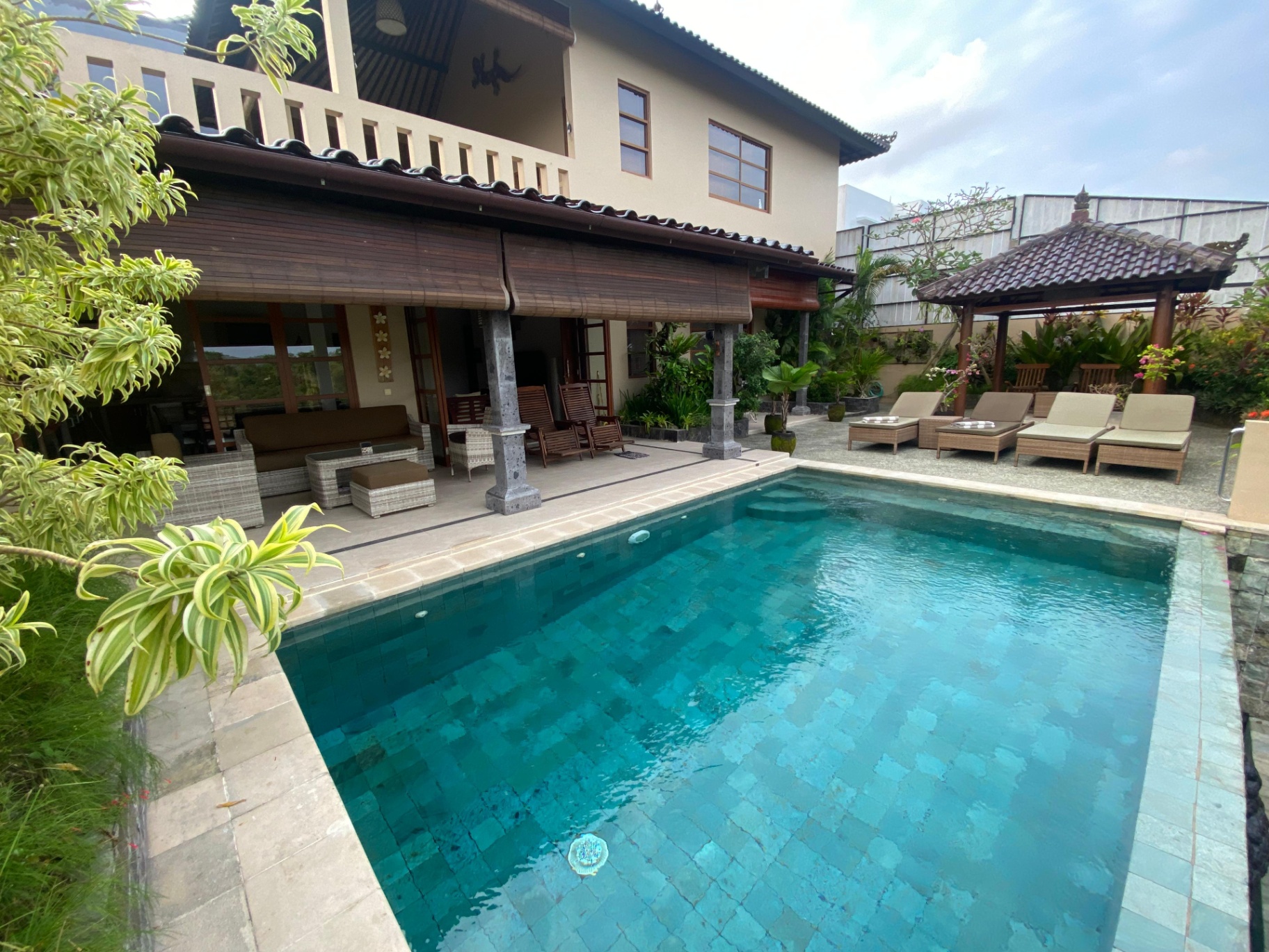Villa image 1