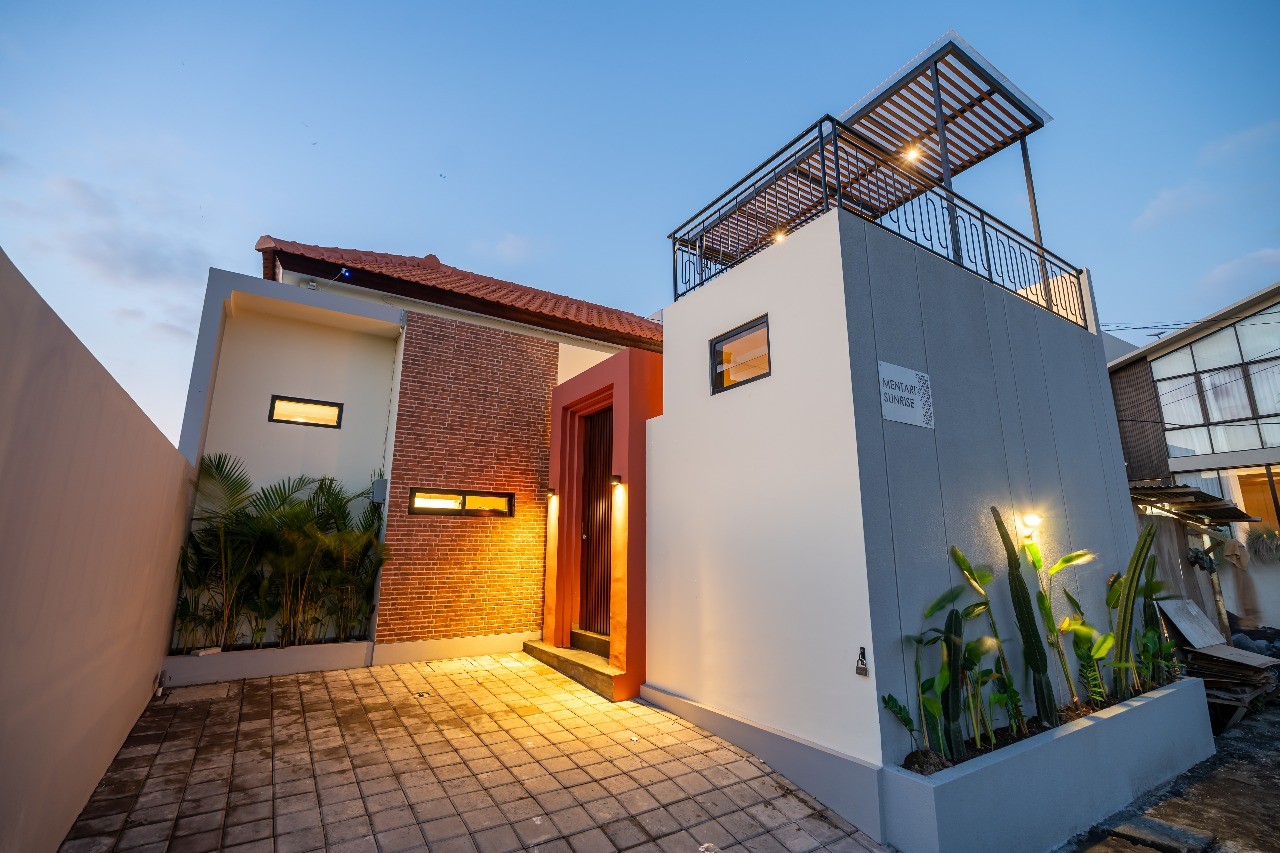 Villa image 1