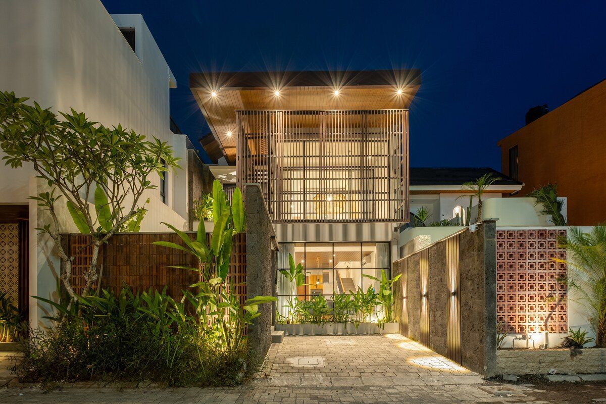 Villa image 1