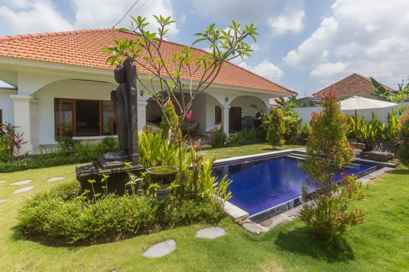 Villa image 1