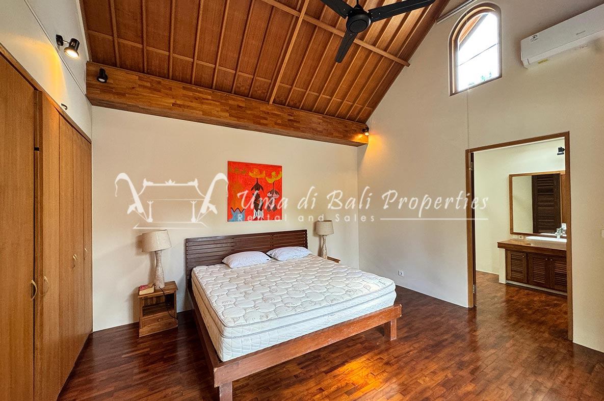 Villa image 3