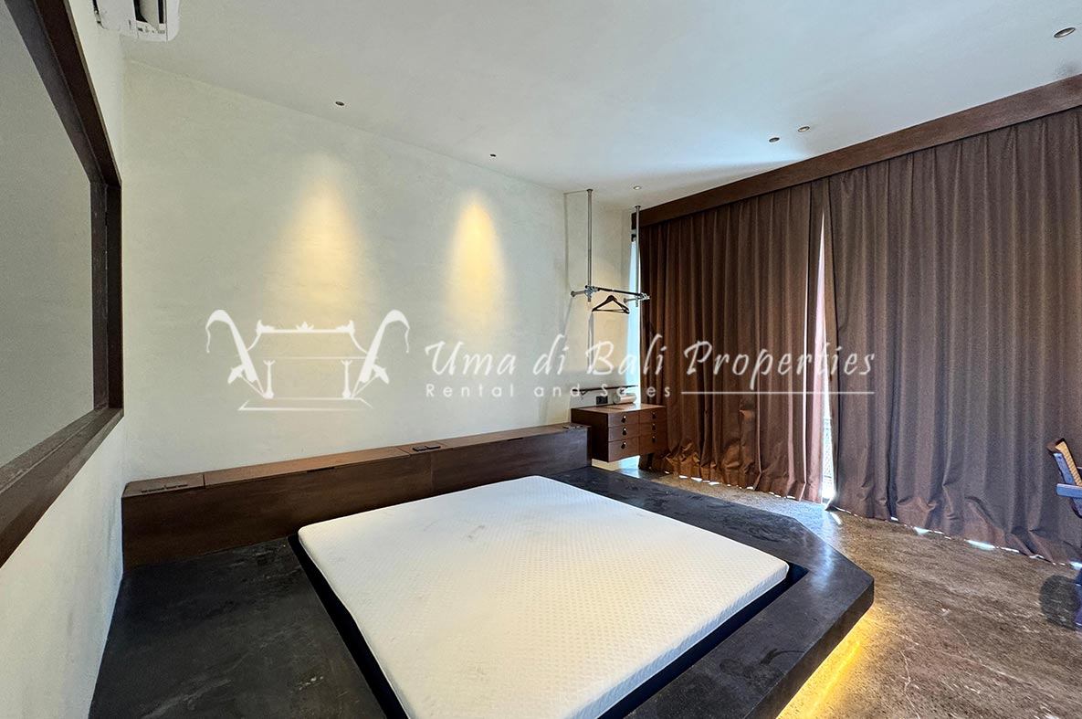 Villa image 2