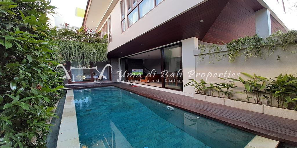 Villa image 1