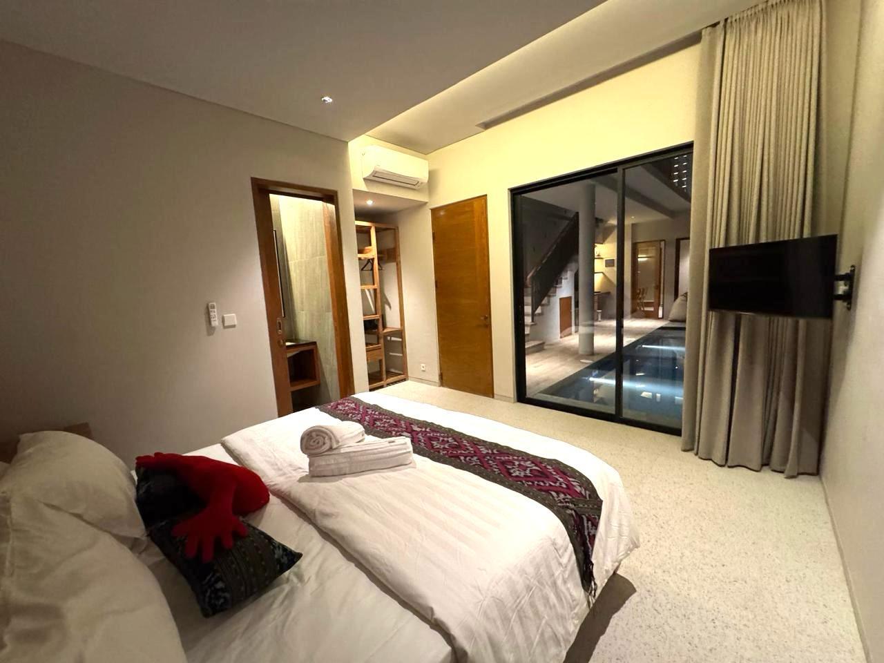Villa image 2