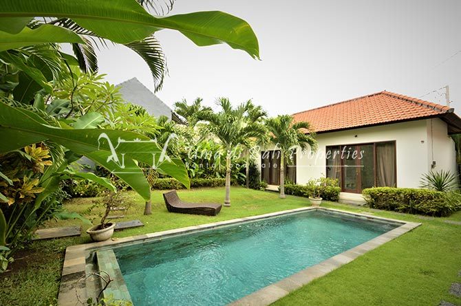 Villa image 1